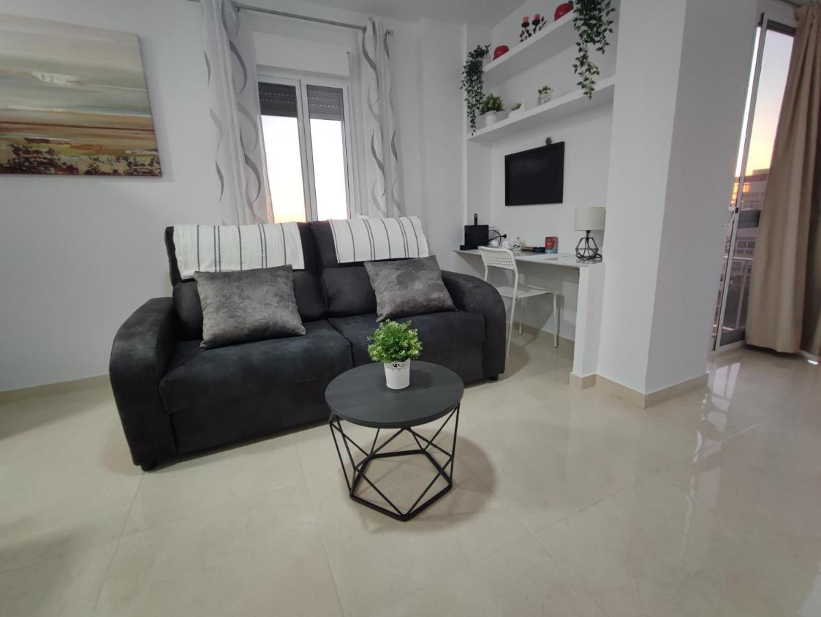Hercules Paradise 531 Apartamento Con Vistas Al Mar Mediterraneo En Benalmadena A Pasos Del Centro Y Su Vibrante Zona Comercial Disfruta De Una Experiencia Unica En La Costa Del Sol Malaga Andalucia Well-Connected To The Airport 외부 사진
